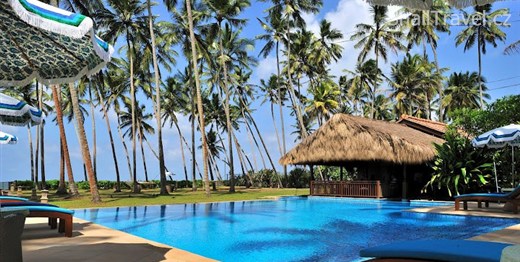 SRÍ LANKA - REEF VILLA & SPA - BAZÉN