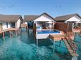 Maledivy-Cora-Cora-Lagoon-Villa-pool