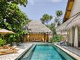 Maledivy-Joali-Maldives-Luxury-Resort-Muravandhoo-Island-Beachfront-Villa-pool