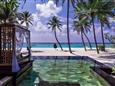 Maledivy-OneOnly-Reethi-Rah-Luxury-Resort-Grand-Beach-Villa-Beachfront-View