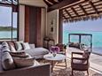 Maledivy-OneOnly-Reethi-Rah-Luxury-Resort-Overwater-Villa