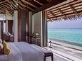 Maledivy-OneOnly-Reethi-Rah-Luxury-Resort-Overwater-Villa