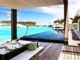 Maledivy-Cheval-Blanc-Randheli-Luxury-Resort-Noonu-Atoll-Overwater-Villa