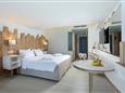 Recko-Kreta-Lyttos-beach-resort-junior-suite-sea-front-private-pool-lyttos-beach